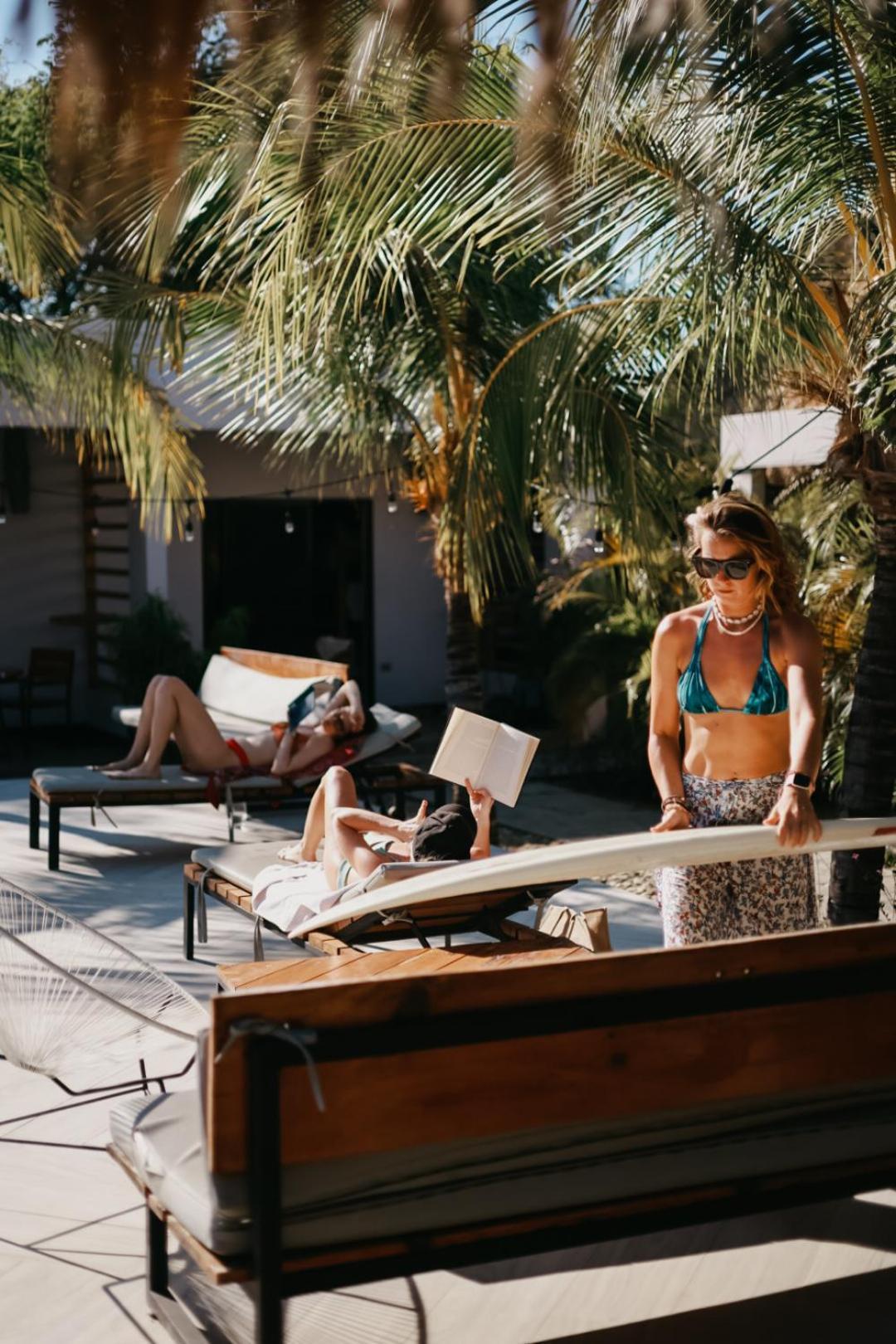 Surf And Yoga Retreat Nicaragua Vandrehjem La Albina Eksteriør billede